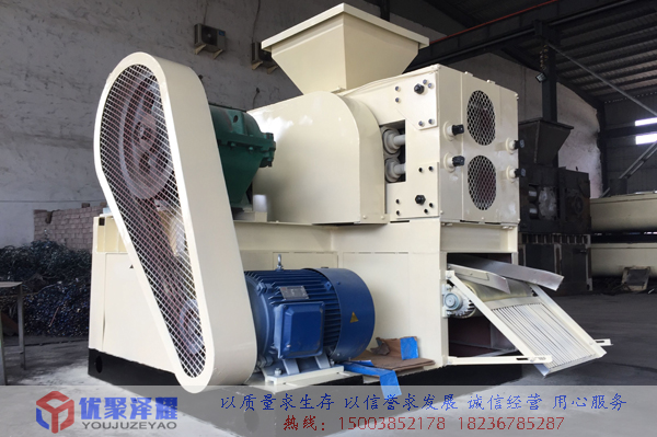 常州客戶來河南優(yōu)聚澤耀機(jī)械設(shè)備公司考察蘭炭粉壓球機(jī)