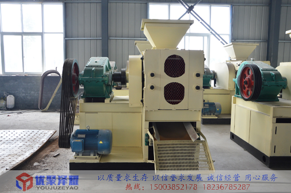 螢石粉壓球機是一種比較理想的壓球造粒設備,選購時需慎重